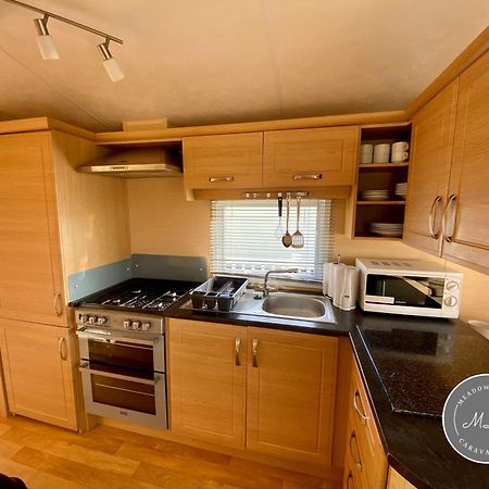 Palm Grove 132 - Pet Friendly, Wifi, Central Heating, Close To Shops And Beach - Meadow Lakes Caravan & Lodge Hire แชเปิลเซนต์เลนเนิร์ดส์ ภายนอก รูปภาพ